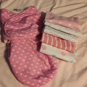 "Baby Kiss" swaddle, 5  receiving blankets